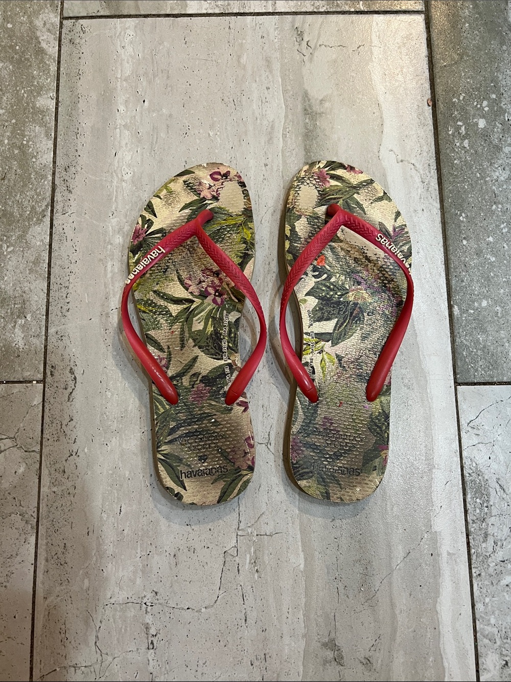 Havaianas Tropical Print Sandals with Red Straps
